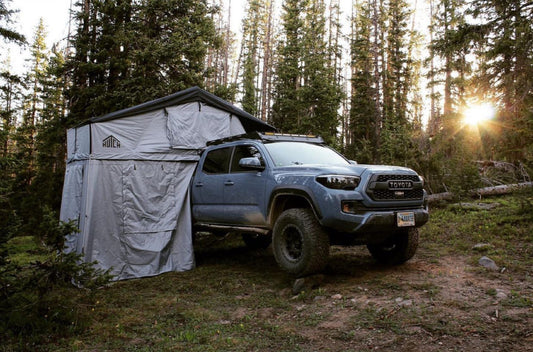 Truck rack tent, Apex 3, in the forest