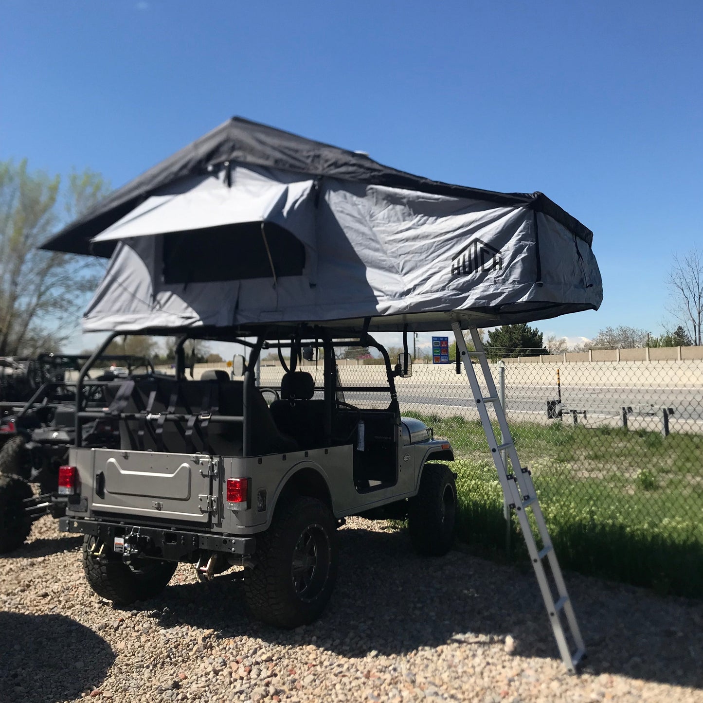 Ontario 4: The 4 Season Roof Top Tent With Skylights
