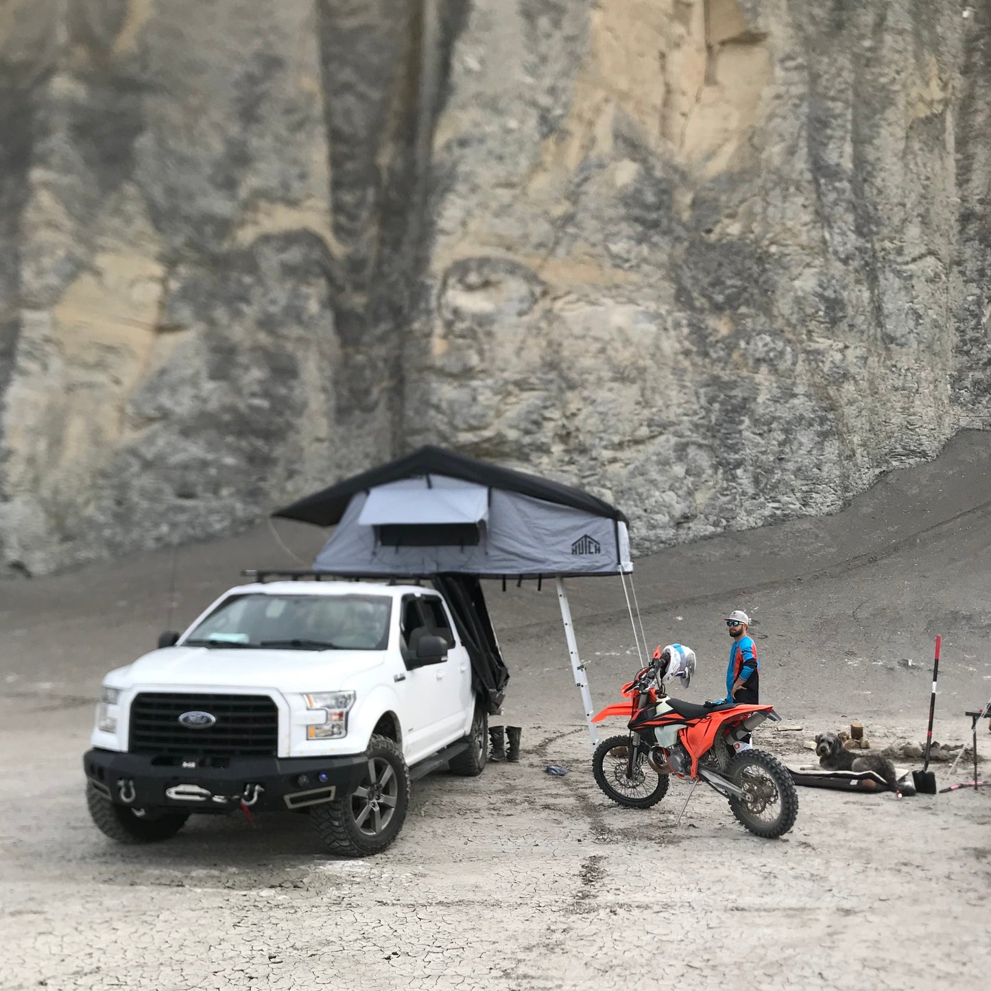 Ontario 4: The 4 Season Roof Top Tent With Skylights