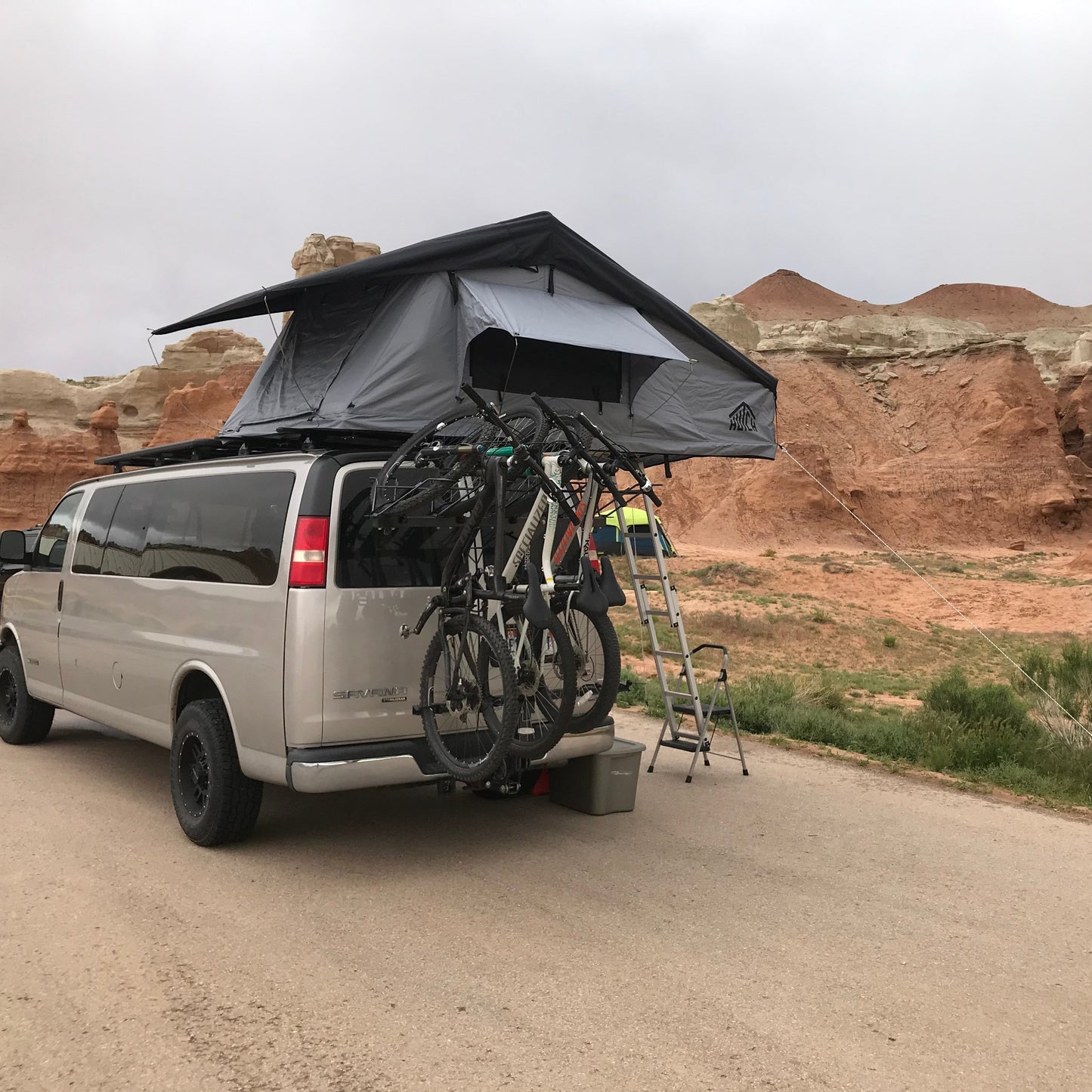 Ontario 4: The 4 Season Roof Top Tent With Skylights