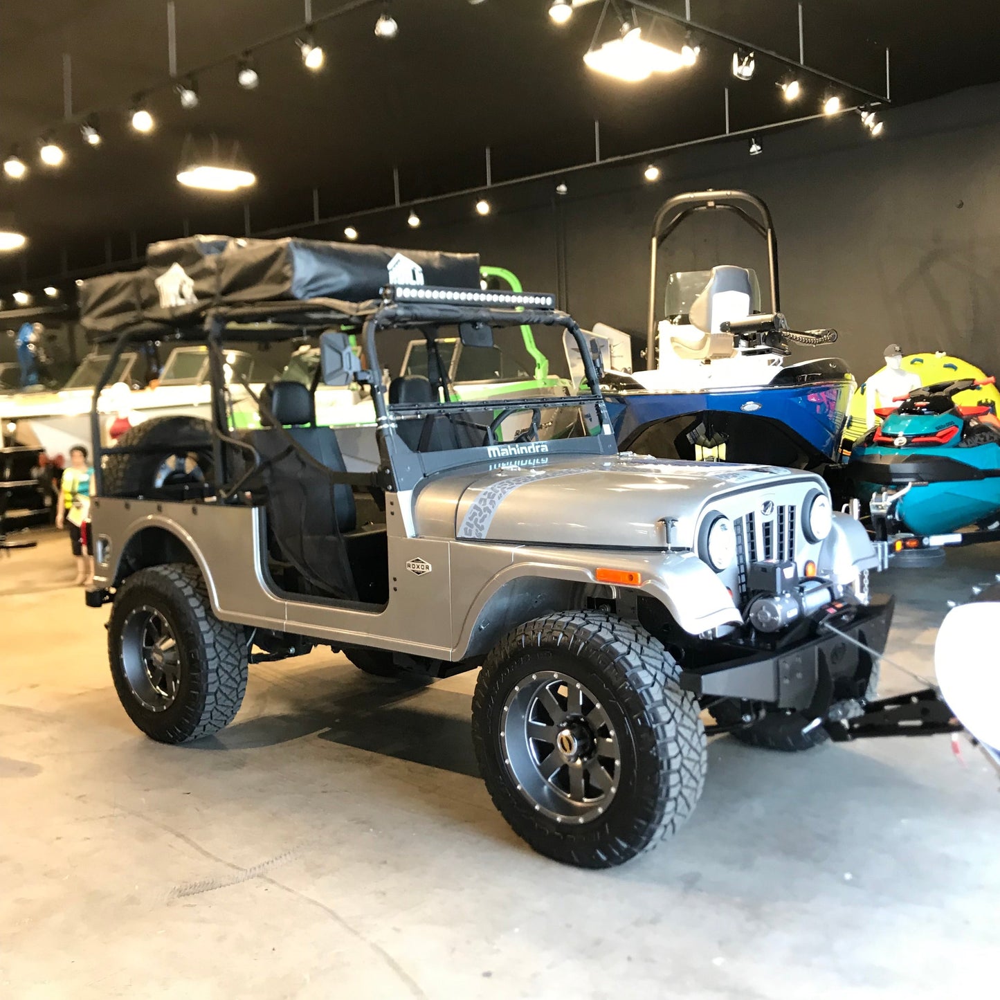 Ontario 4: The 4 Season Roof Top Tent With Skylights