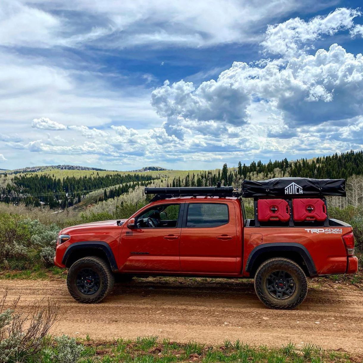 Ontario 4: The 4 Season Roof Top Tent With Skylights