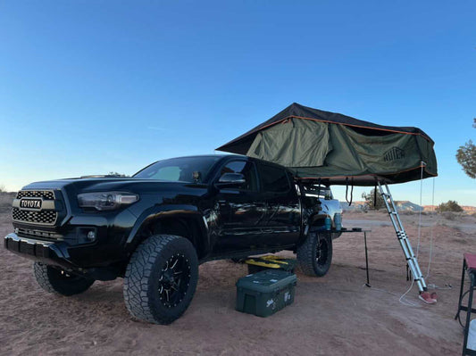 All-weather roof top tent