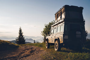 Explore Campgrounds with A 4 Person Hard Shell Rooftop Tent
