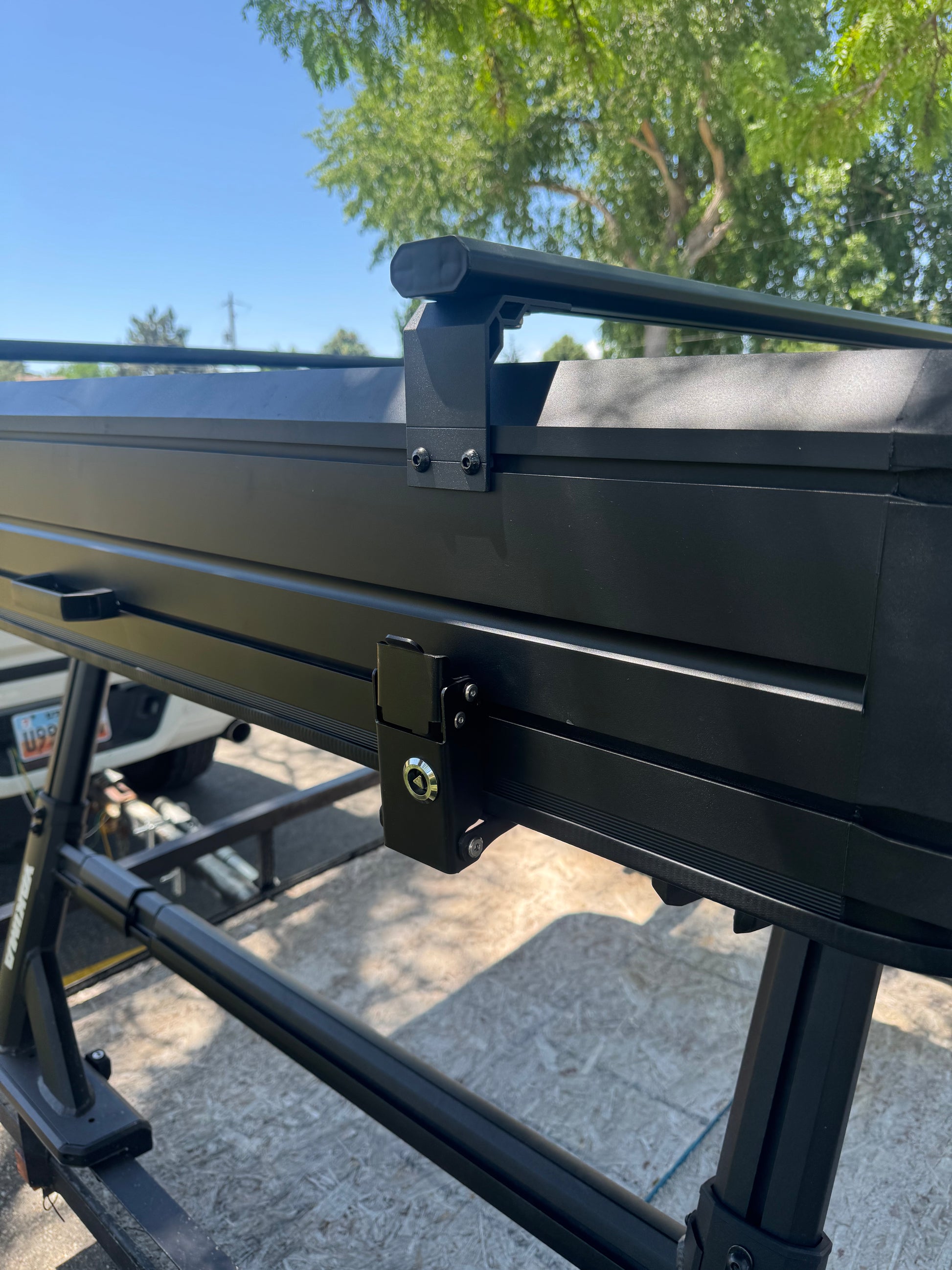 Aluminum Hard Shell with roof rack